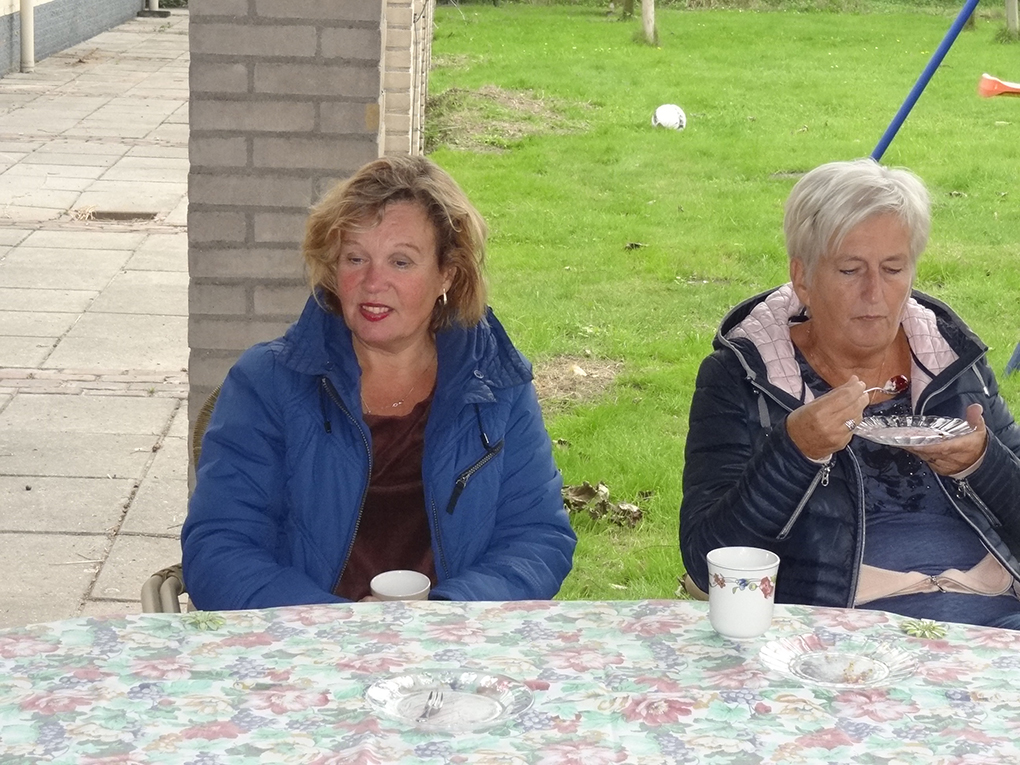  Uistapje 2017, rondleiding in de natuur en uitleg van de natuur. 